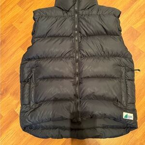 MEC Black Puffer Vest